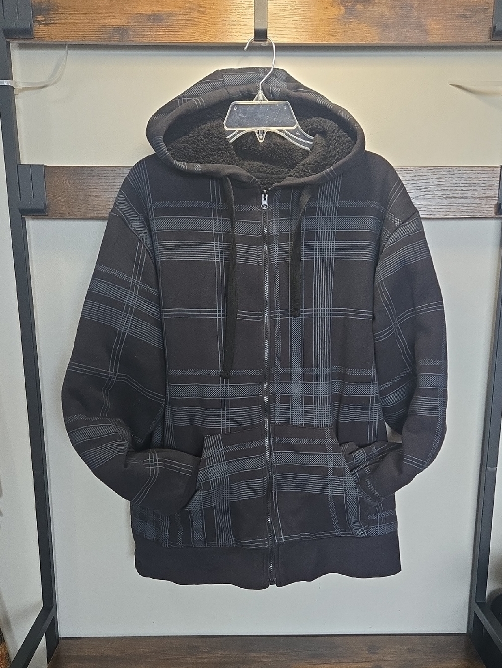 Men's Black Plaid Zip-Up Hoodie Sweater